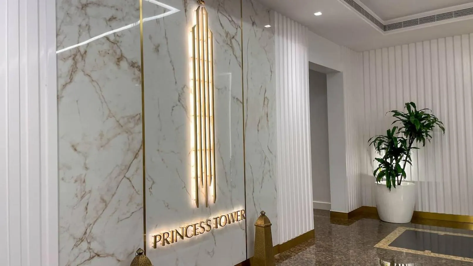 The Penthouse On 71St Floor Daire Dubai