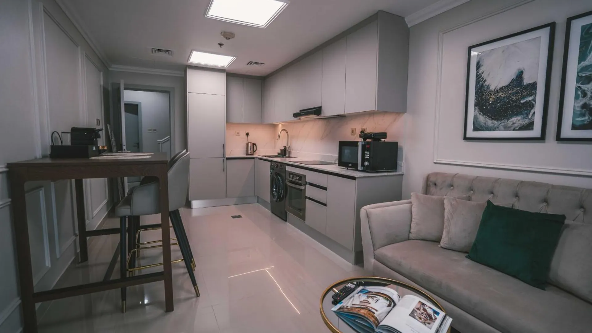 The Penthouse On 71St Floor Daire Dubai